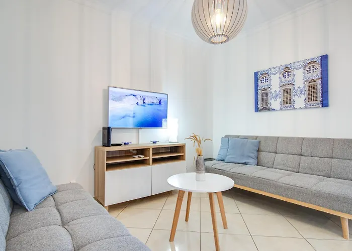 Old Town 2br 50m Ocean W/ Ac Wi-fi Parking Terrace *