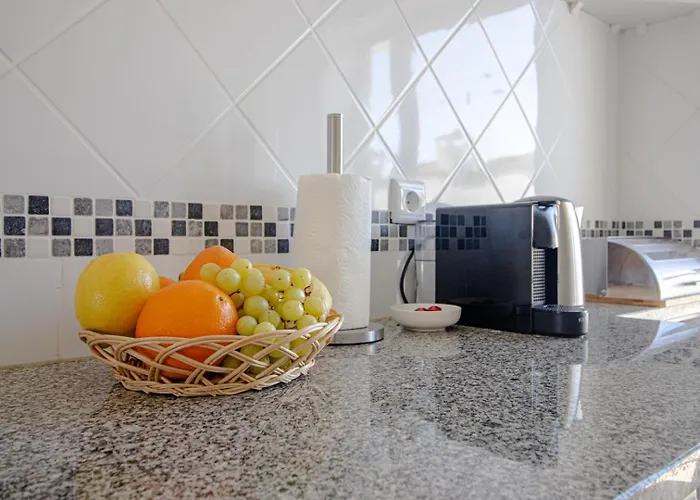 Old Town 2br 50m Ocean W/ Ac Wi-fi Parking Terrace Lägenhet Albufeira