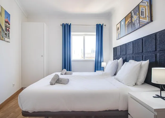 Old Town 2br 50m Ocean W/ Ac Wi-fi Parking Terrace Lägenhet Albufeira