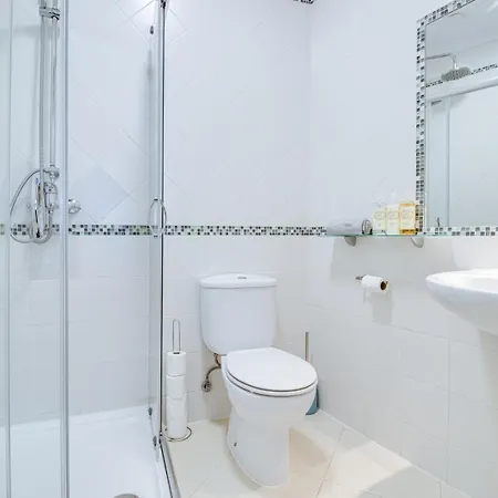 Old Town 2br 50m Ocean W/ Ac Wi-fi Parking Terrace Apartment