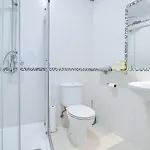 Old Town 2br 50m Ocean W/ Ac Wi-fi Parking Terrace Apartman